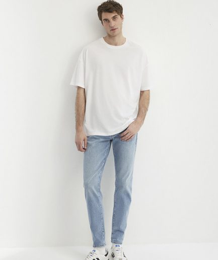 Джинсы Milan Street, светло-голубые, узкие, tapered fit, 99% хлопок, 1% эластан, размеры 27-29, из коллекции MAVI