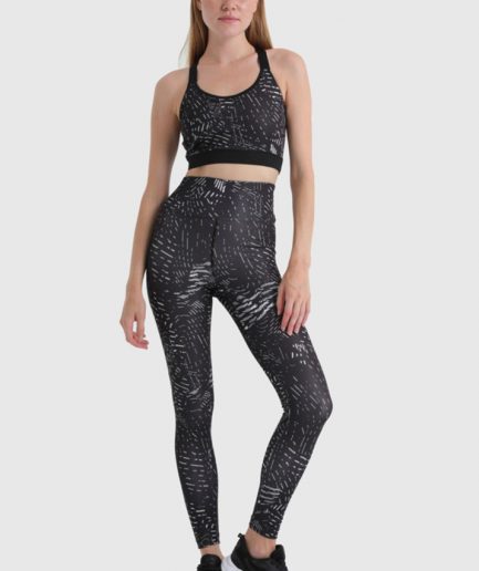 Женские спортивные леггинсы черные 22033, бренд Underwear, размеры S и M