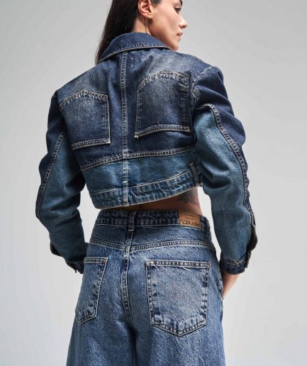 Женская джинсовая куртка Crop T.Kot цвета, модель 36/S, стандартная длина для всех размеров, ткань из хлопка, стильная и удобная