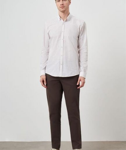 Мужская рубашка Morven бежевого цвета с полосками, пуговичный воротник, slim fit, 100% хлопок, без карманов, длинный рукав