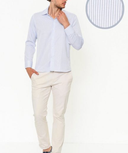 Мужская рубашка с длинным рукавом Slim Fit в светло-синем цвете с одним карманом