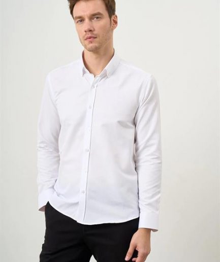 Удобная сорочка с пуговицами на воротнике, хлопковая, slim fit, белая, для мужчин, без карманов, с длинным рукавом, идеально подходит для повседневной носки