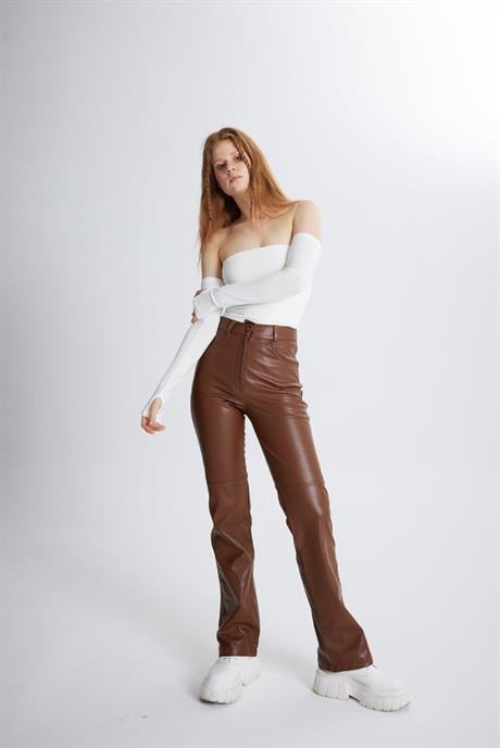 Штаны из кожи Dolores коричневого цвета, доступные в размерах S, XS, M, L
