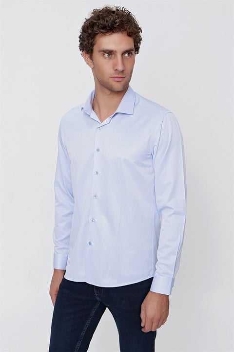 Мужская рубашка slim fit светло-голубого цвета с жаккардовым рисунком, 52% хлопок, 48% полиэстер, без карманов, длинный рукав