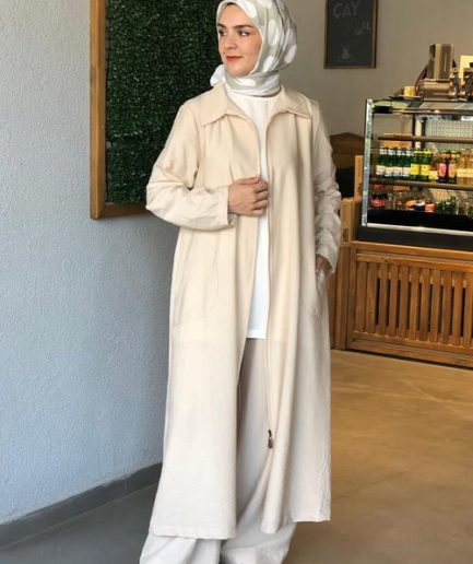 Тренчкот с длинной молнией, открытый бежевый, размер 36-52, ткань Rita, стильный и удобный.