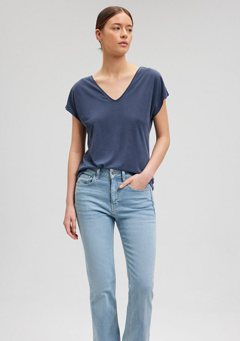 Футболка MAVI с V-образным вырезом из TENCEL™ синего цвета, короткий рукав, дышащая и мягкая ткань, экологически чистые волокна