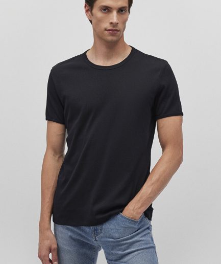 Черная футболка с рибаной, 100% хлопок, slim fit, короткий рукав, супер мягкая ткань, подходит как основный слой