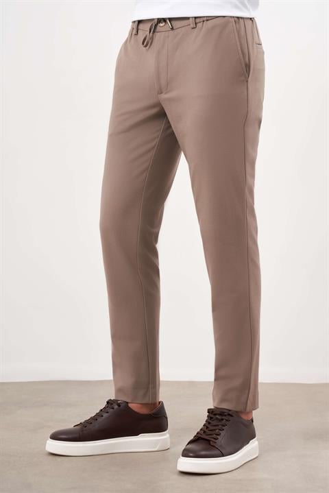 Мужские светло-коричневые спортивные брюки Slim Fit с боковыми карманами и застежкой на пуговицу и молнию из поливискозы