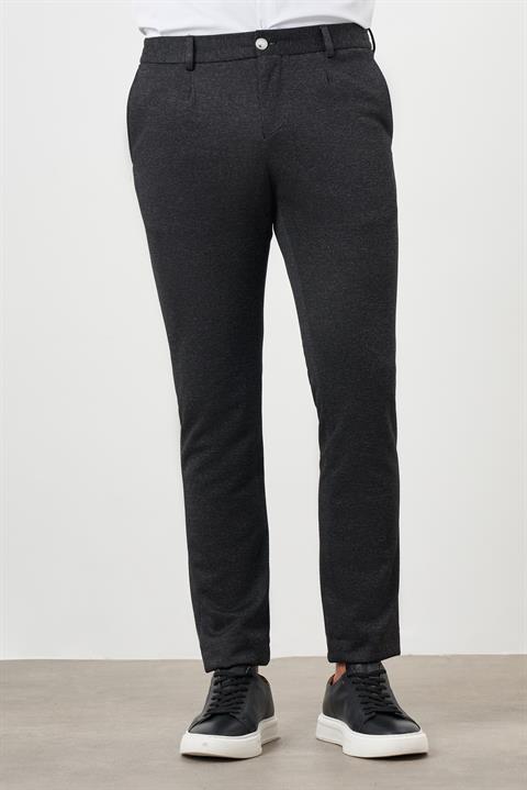 Мужские черные брюки поливискозы с трендовым плиссированным силуэтом Slim Fit