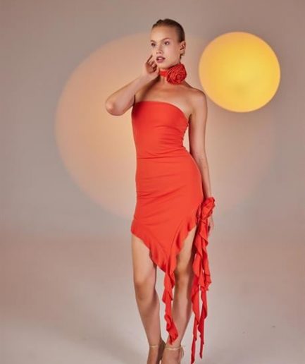 Платье Rosanna оранжевого цвета, доступно в размерах XS, S, M, L