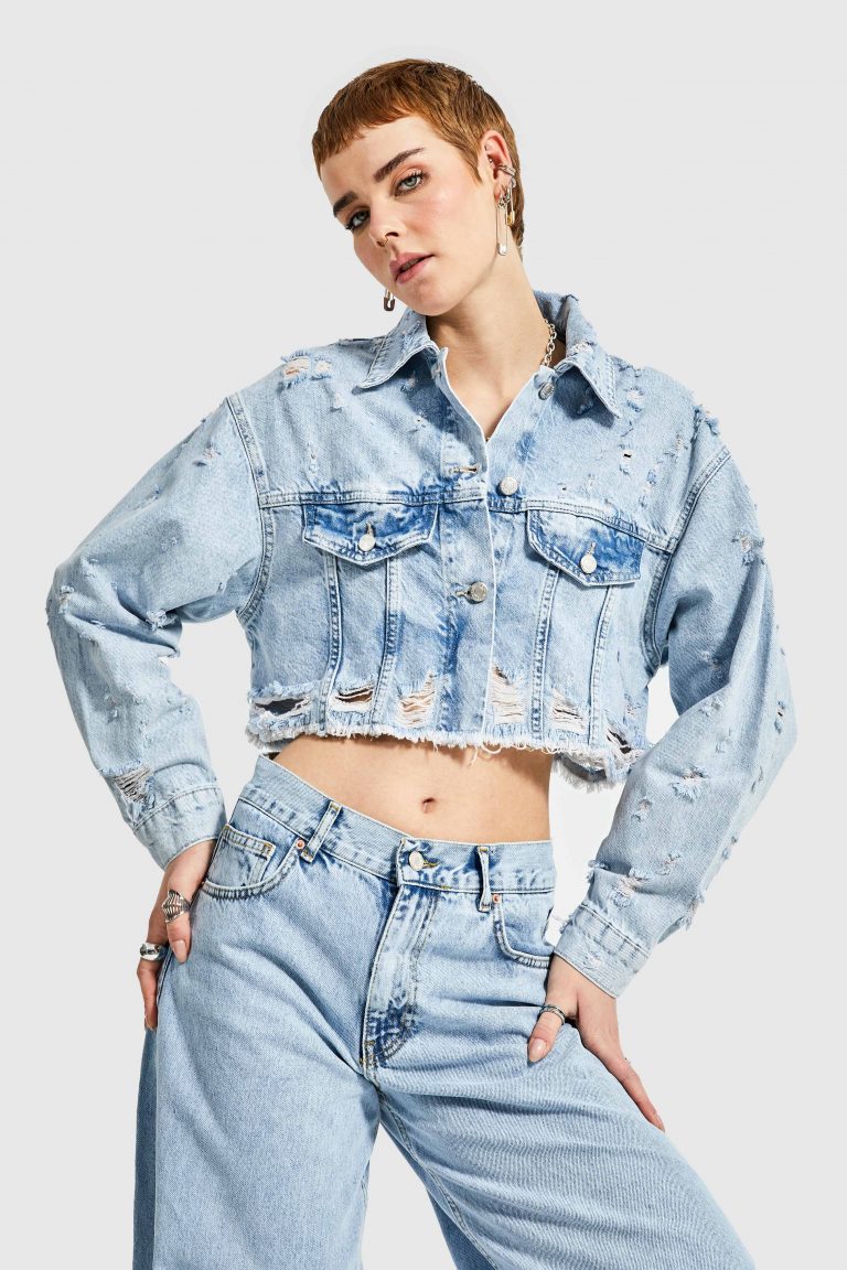 Женская куртка из 100%cotton с рваным деталями, размер 34-42, цвет лазурный снежный