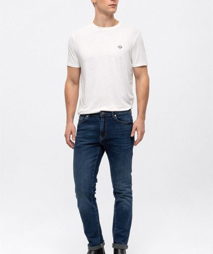 Джинсовые брюки slim fit с 5 карманами, состав: 98% хлопок, 2% эластан, размеры: 31, 33, 34, 36, 38, отечественное производство