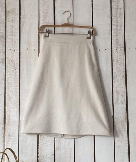 Короткая юбка из кашемира, узкий крой, длина 55-60 см, 30% шерсть, размеры 36-46, ручная стирка, не просвечивает