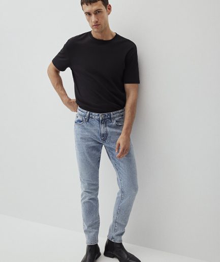 Джинсы Milan Classic Denim светло-голубого цвета с зауженным кроем, 99% хлопок, 1% эластан, размеры 27-34 от бренда MAVI