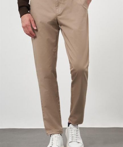 Узелок мужские светло-коричневые хлопковые брюки чинос slim fit с боковыми карманами