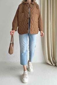Короткая куртка с карманами и кнопками, цвет корица, размеры S/M и L/XL, стильный дизайн для комфортного ношения