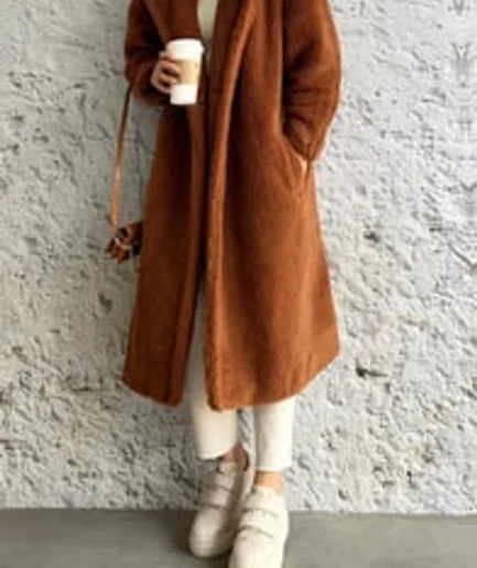 Женское пальто oversize с карманами и двойными пуговицами, из ткани teddy(коричневое)